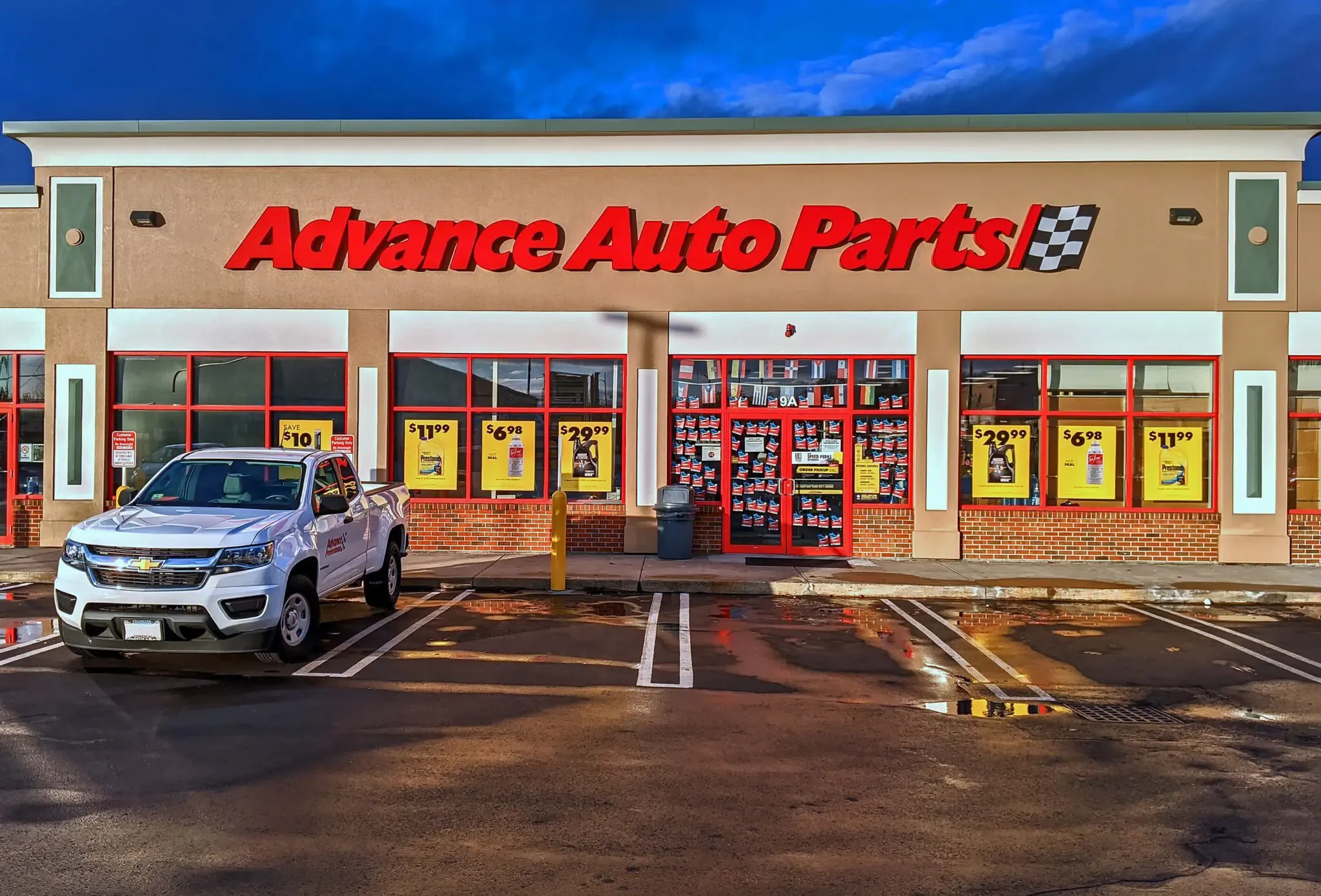 Stocks Making The Biggest Premarket Moves: Advance Auto Parts